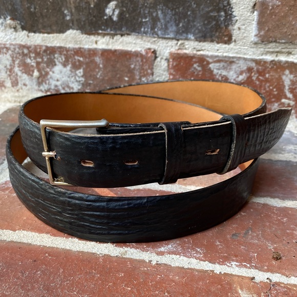 Black Sharkskin belt with gold tone removable buckle - Picture 2 of 13